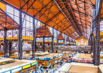 Schulreisen-Budapest | Grossen Markthalle innen Budapest