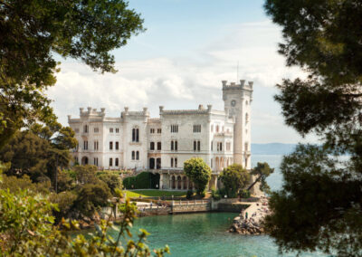 Schulreisen-Venedig und Lignano | Miramare castle, Trieste, Italy Venedig und Lignano